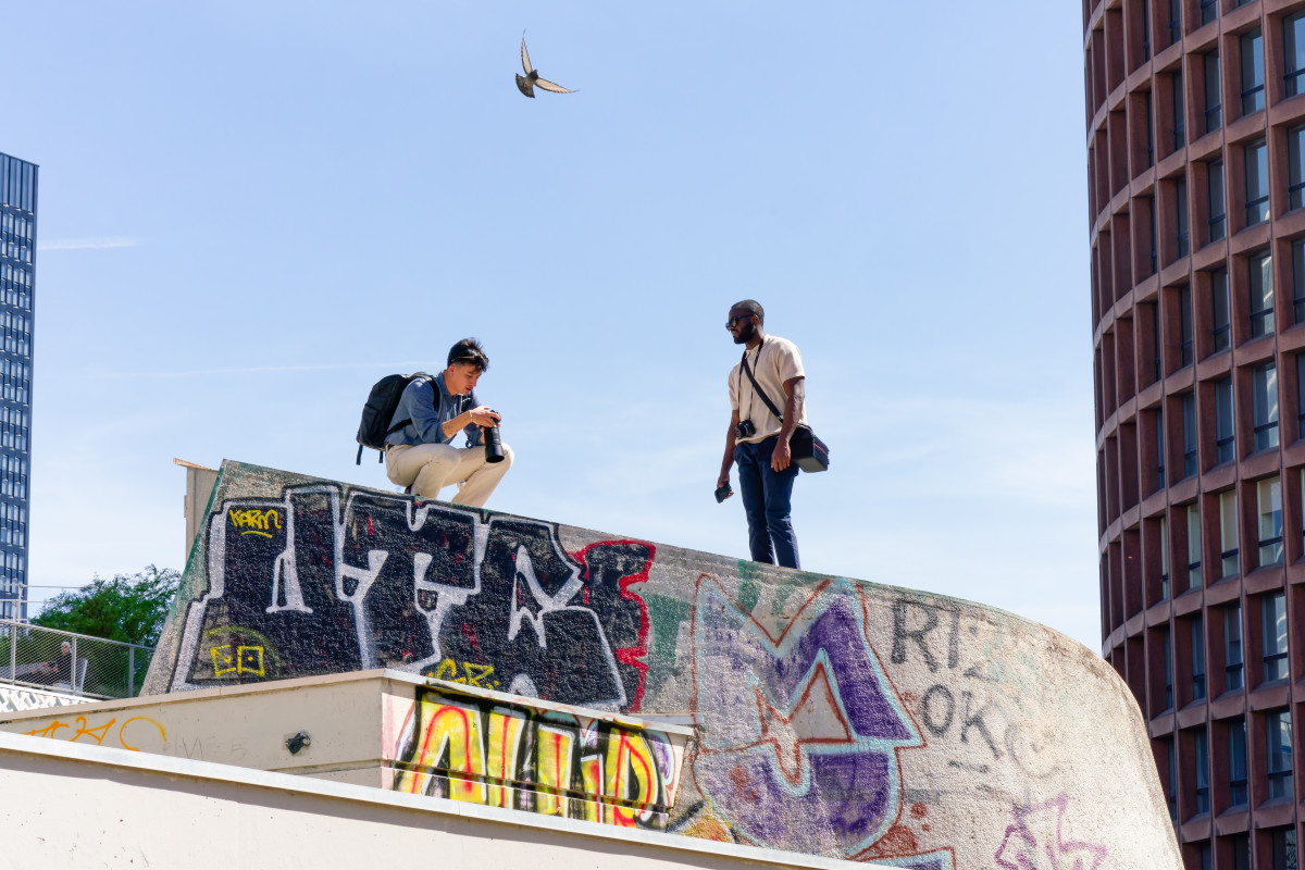 Des diagonales et des photographes photographiés