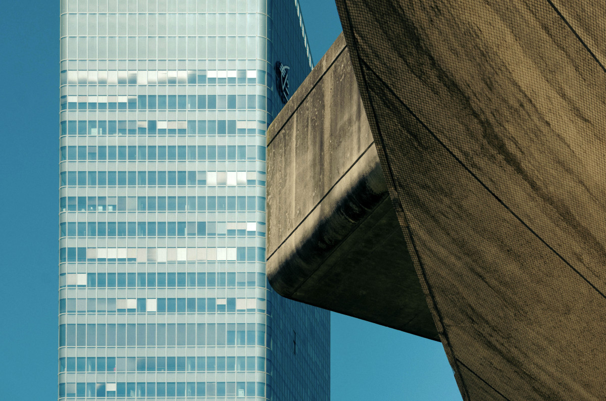 Hello, je tente un parti pris  colorimétrique.....  Merci à toute l'équipe ! Bon dimanche à tous.