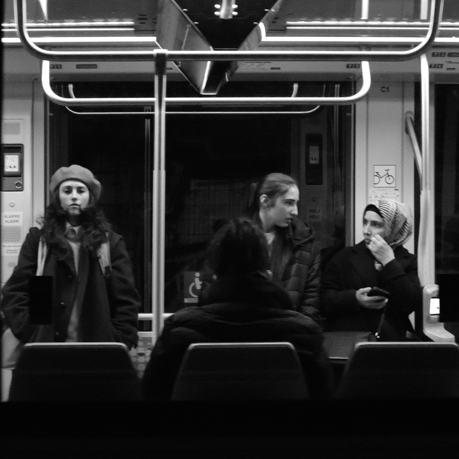 Sous Perrache au bord et à bord du tram