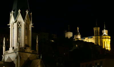 l'heure bleue du 19 aout 2026, côté sud, puis sur la basilique de Fourvière et sue le bas port de la passerelle. Une soirée sympathique entre passionnés.