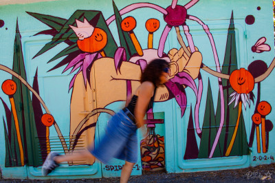 Un petit clin d'œil sur une sortie génial sur le thème Street Art et des portraits au départ à Rillieux mais le Street art est un art éphémère 😉😊 qu’à cela ne tienne avec un peu de street art, nous avons fait un peu de street photo en profitant des lieux ...
Fin de la séance photo, du coup j’ai eu le plaisir d’avoir toute l'équipe organisatrice 🥰